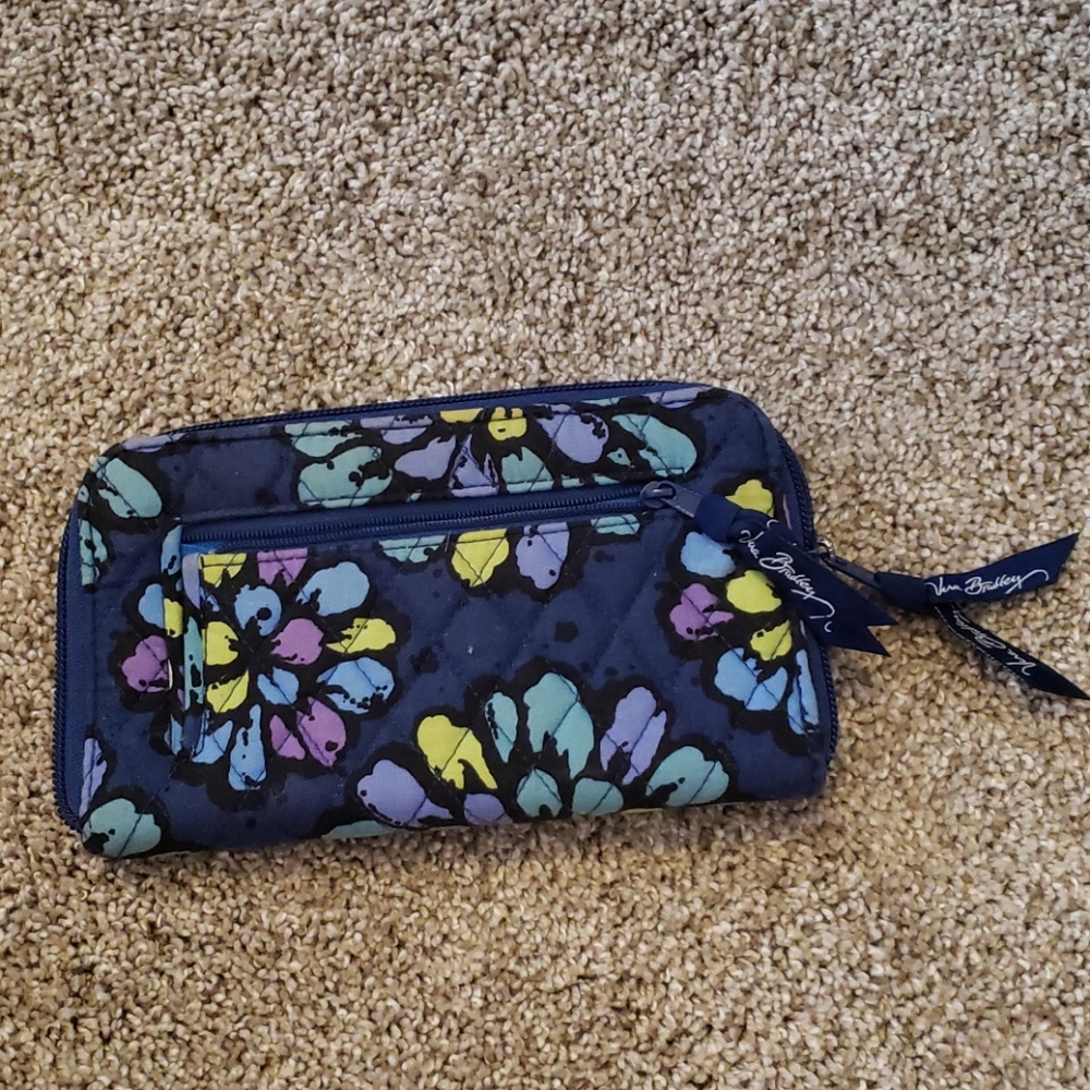 Vera Bradley wallet